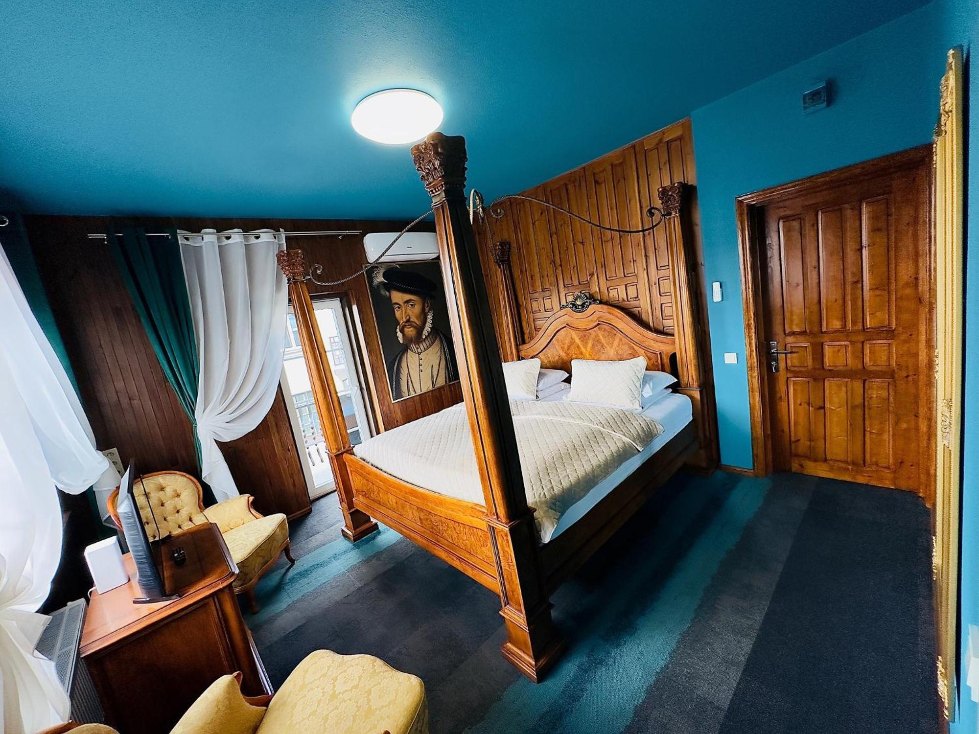 Broken Bed Hootel Каунас Экстерьер фото