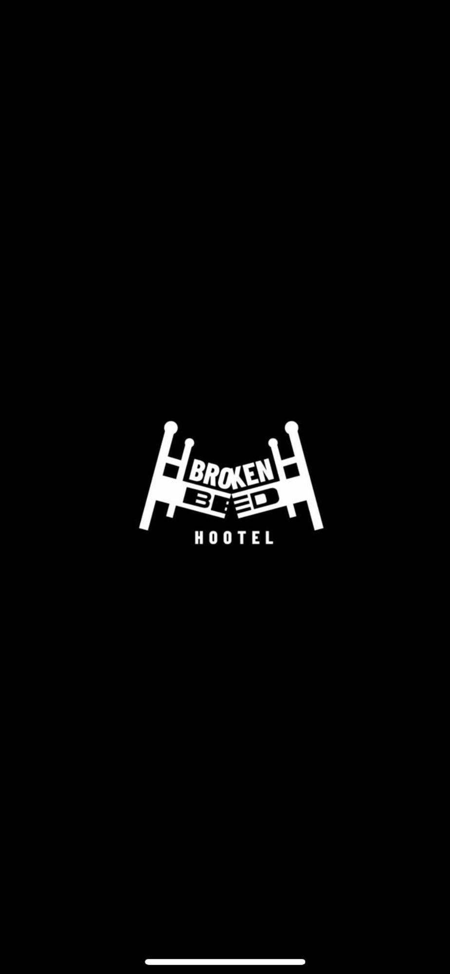 Broken Bed Hootel Каунас Экстерьер фото